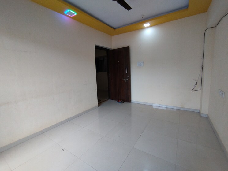 Room, raunak-city-phase-2 1 Bedroom 600 Sq.Ft. Apartment In Kalyan West Thane 8944599