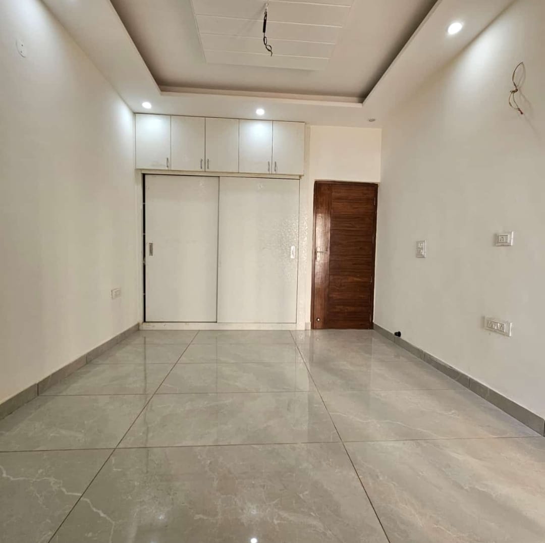 2 BHK + Pooja Room,Servant Room,Study Room Apartment For Rent in G And G Myst Homes
