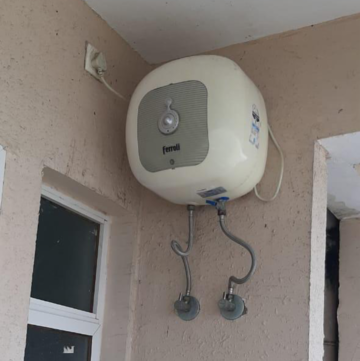 Bathroom in 2 BHK Apartment at Landcraft Golflinks Plaza, Pandav Nagar – for Sale