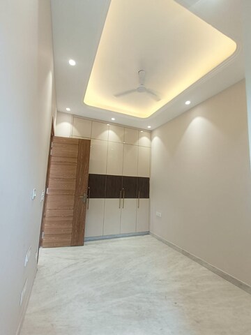 Room in 3 BHK Builder Floor at East Of Kailash – for Rent
