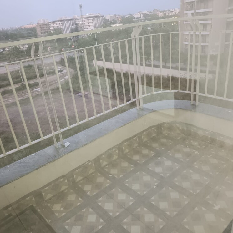 Balcony, bptp-discovery-park 2 Bedroom 804 Sq.Ft. Apartment In Sector 80 Faridabad 8944676