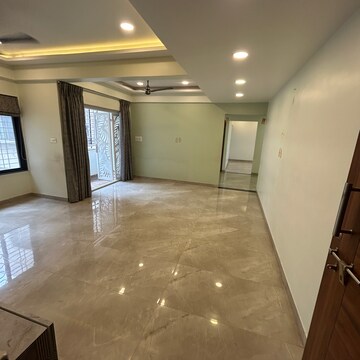 Room in 3.5 BHK Apartment at Savedi – for Rent