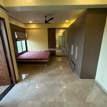 Room in 3.5 BHK Apartment at Savedi – for Rent