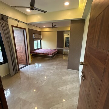 Room in 3.5 BHK Apartment at Savedi – for Rent