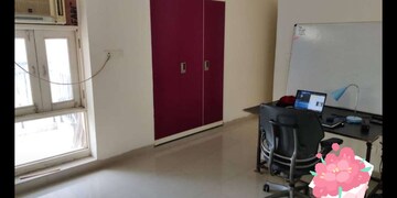 Room in 3 BHK Apartment at Green Power Society, Sector 75 – for Rent