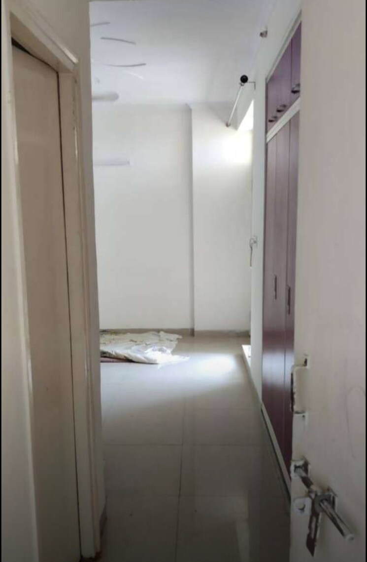 Bathroom, green-power-society 3 Bedroom 2150 Sq.Ft. Apartment In Sector 75 Faridabad 8944738