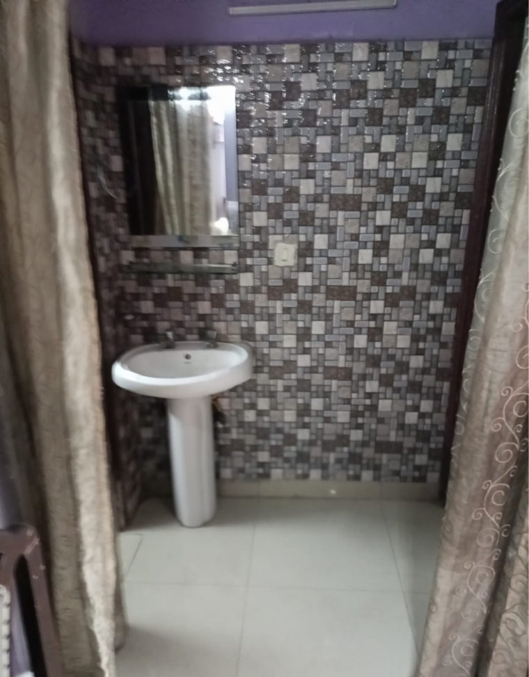 Bathroom, mahagun-mahagunpuram-ii 2 Bedroom 900 Sq.Ft. Apartment In Pandav Nagar Ghaziabad 8944739