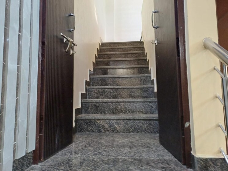 undefined, rwa-apartments-sector-122 4 Bedroom 250 Sq.Mt. Independent House In Sector 122 Noida 8944756