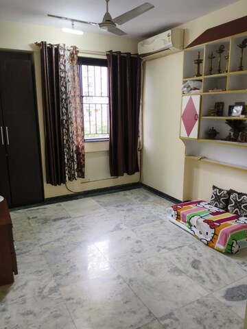 Bedroom in 2 BHK Apartment at Hiranandani Estate Polaris, Thane West – for Rent