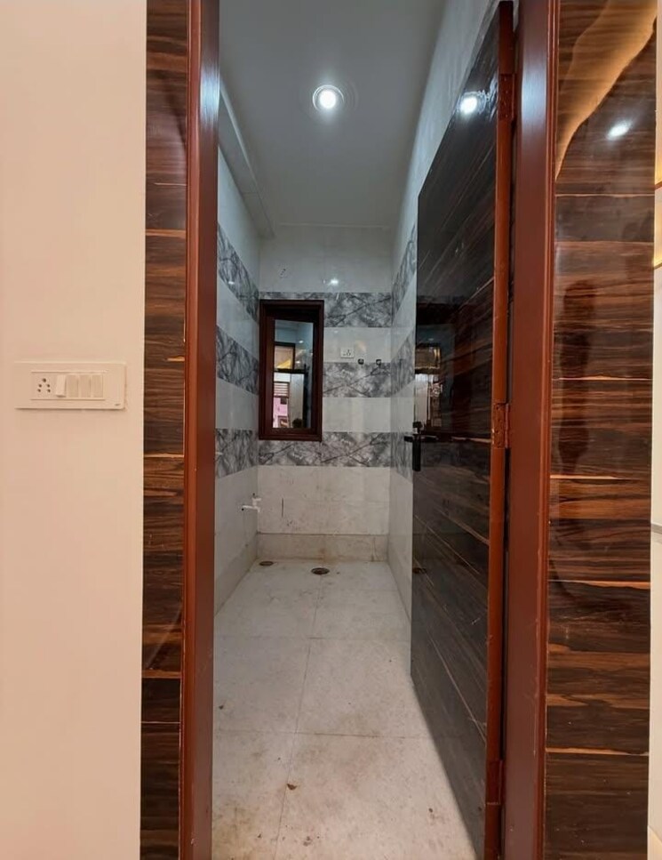 undefined, vp-floors 3 Bedroom 3150 Sq.Ft. Builder Floor In Sainik Colony Faridabad 8944765