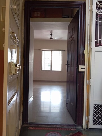 Room in 2 BHK Apartment at Kumar Megapolis, Hinjewadi – for Rent