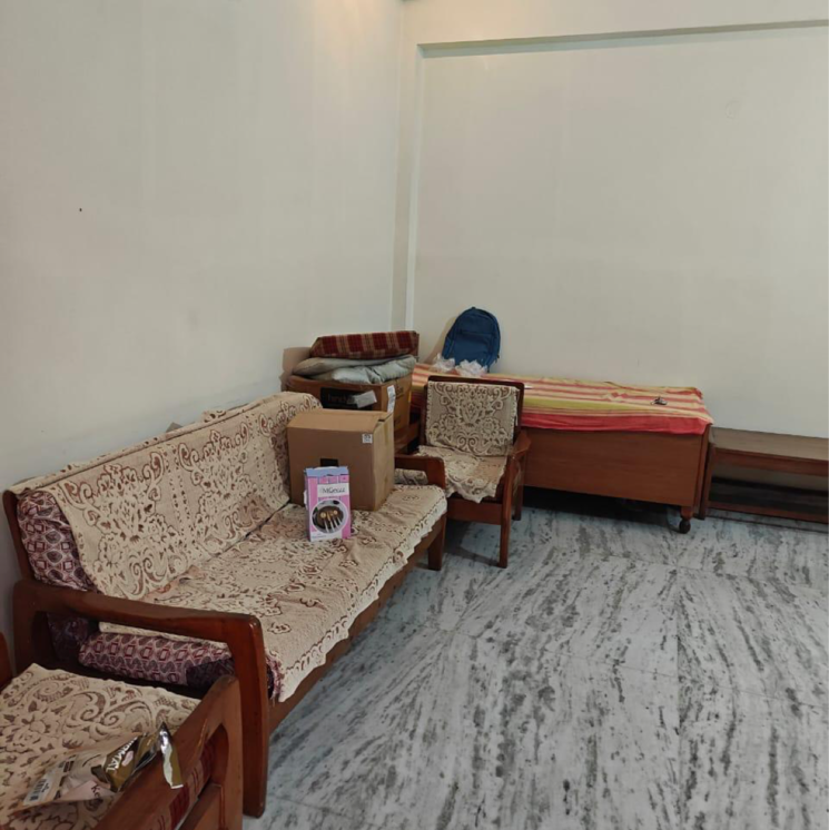 Living Room, sector 21 2.5 Bedroom 1000 Sq.Ft. Villa In Sector 21 Gurgaon 8944790