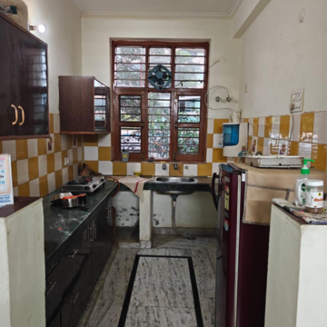 Kitchen in 2.5 BHK Villa at Sector 21 – for Rent