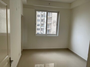 Room in 3 BHK Apartment at SS The Coralwood, Sector 84 – for Sale