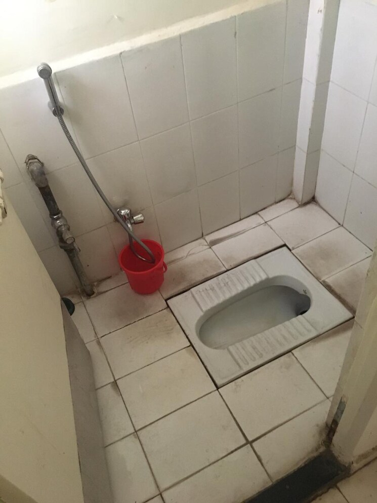 Bathroom, madhumita-apartment-gururaj-society 2 Bedroom 900 Sq.Ft. Apartment In Kothrud Pune 8944842