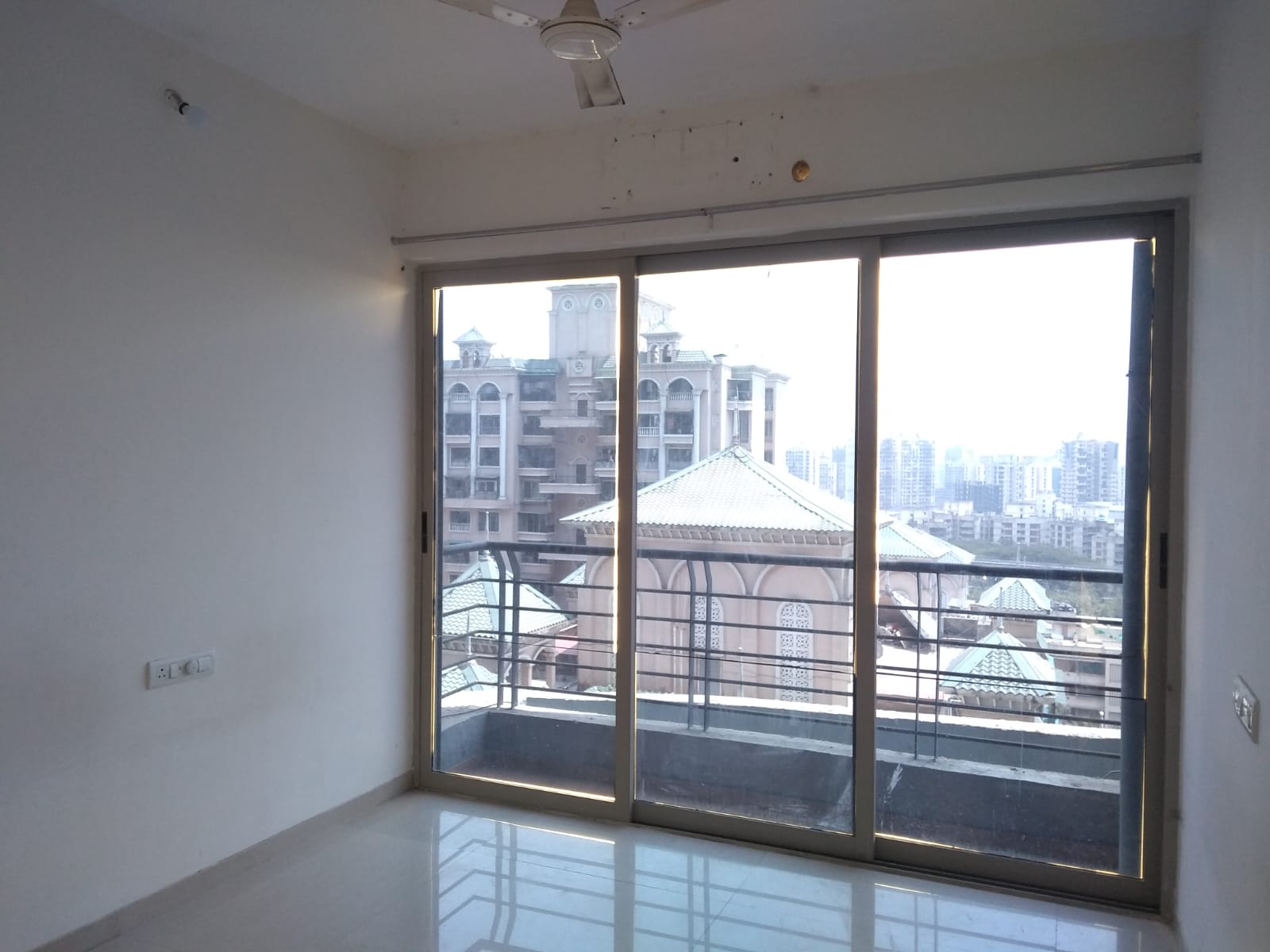 2 BHK Apartment For Rent in Adhiraj Cypress Aqua