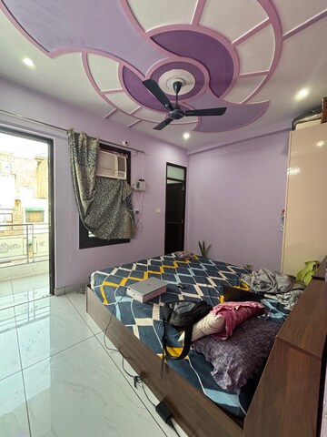 Master Bedroom in 3 BHK Builder Floor at Dwarka Mor – for Rent