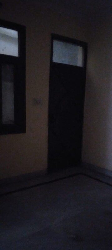 Room in 1 BHK Builder Floor at Kishangarh – for Rent