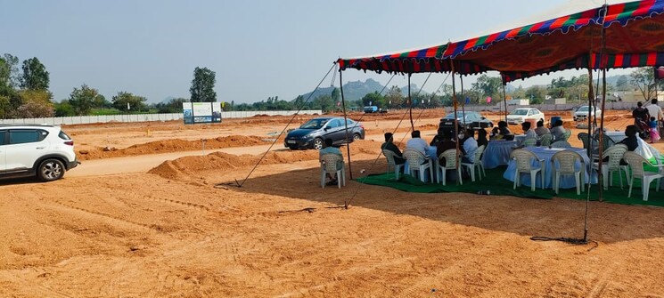 Garden, myakalas-akshita-visionary-city  201 Sq.Yd. Plot In Kandukur Hyderabad 8944889