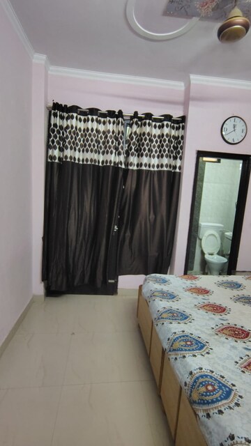 Bedroom in 2 BHK Builder Floor at Dwarka Mor – for Rent