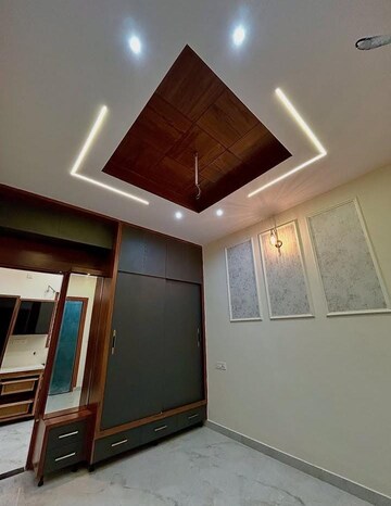 Furnished Amenities in 3 BHK Builder Floor at Sector 33 – for Sale