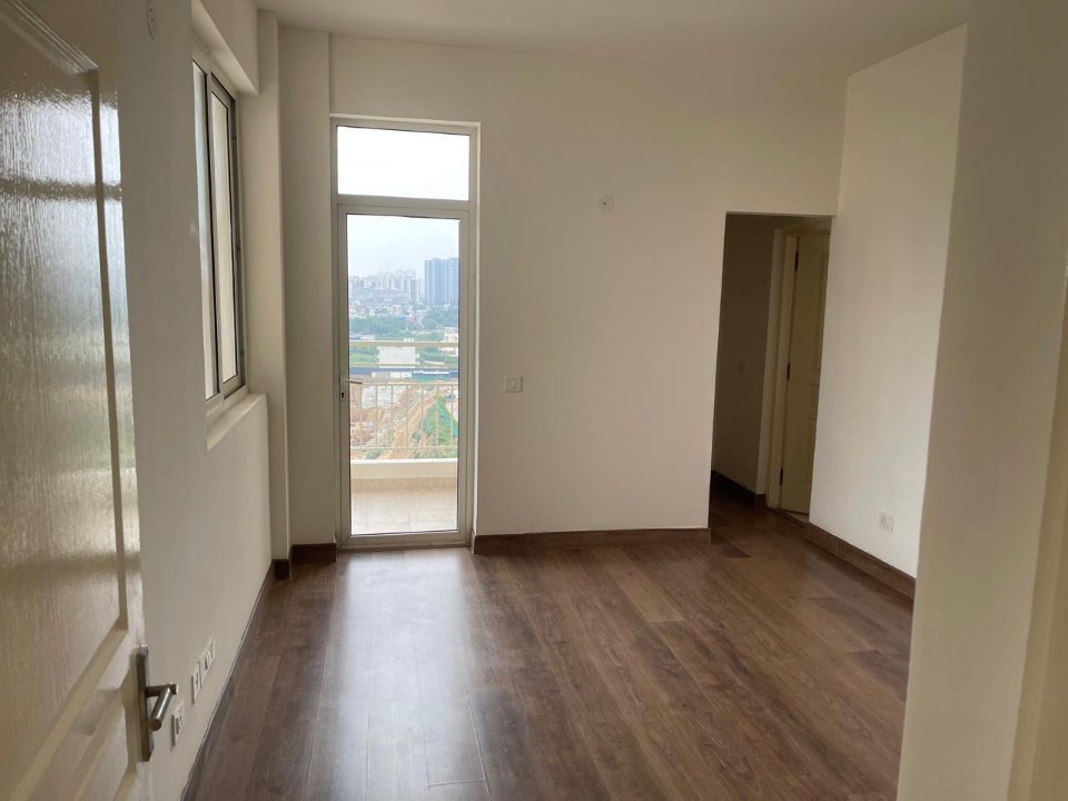 3 BHK + Servant Room Apartment For Rent in Alphacorp Gurgaon One 84