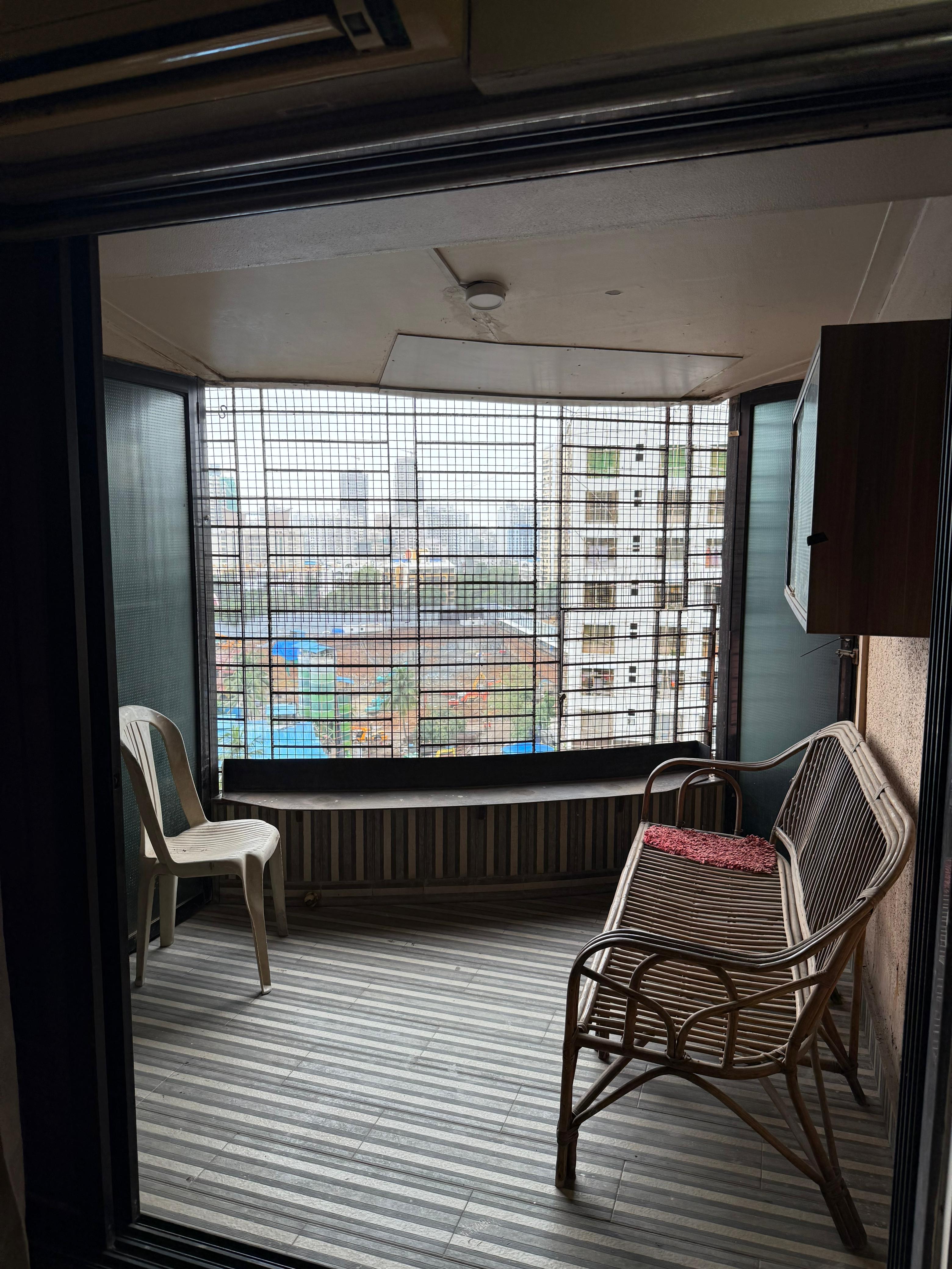 2 BHK + Pooja Room Apartment For Rent in Maharaja Retreat CHS