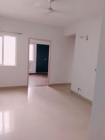 Room in 2 BHK Apartment at Paras Seasons, Sector 168 – for Rent