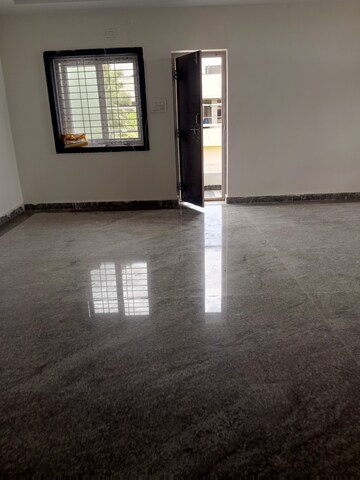 Room in 4 BHK Independent House at Kismatpur – for Sale