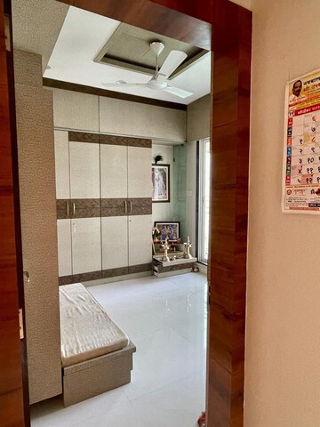 Room in 3 BHK Apartment at Pranjee Marina Kopar Khairane, Kopar Khairane – for Sale