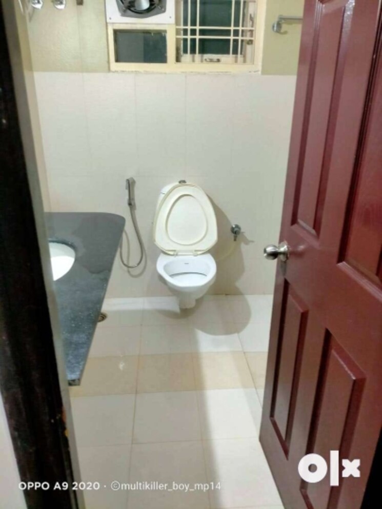 Bathroom, vamsiram-jyothi-anri 4 Bedroom 2800 Sq.Ft. Apartment In Jubilee Hills Hyderabad 8944978