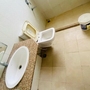 Bathroom in 3 BHK Builder Floor at DLF Hyde Park, Mullanpur – for Rent