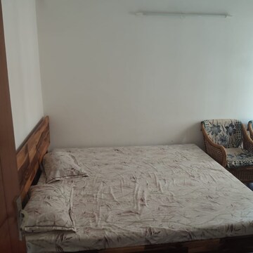 Bedroom in 3.5 BHK Apartment at Jaypee Greens Kosmos, Sector 134 – for Rent