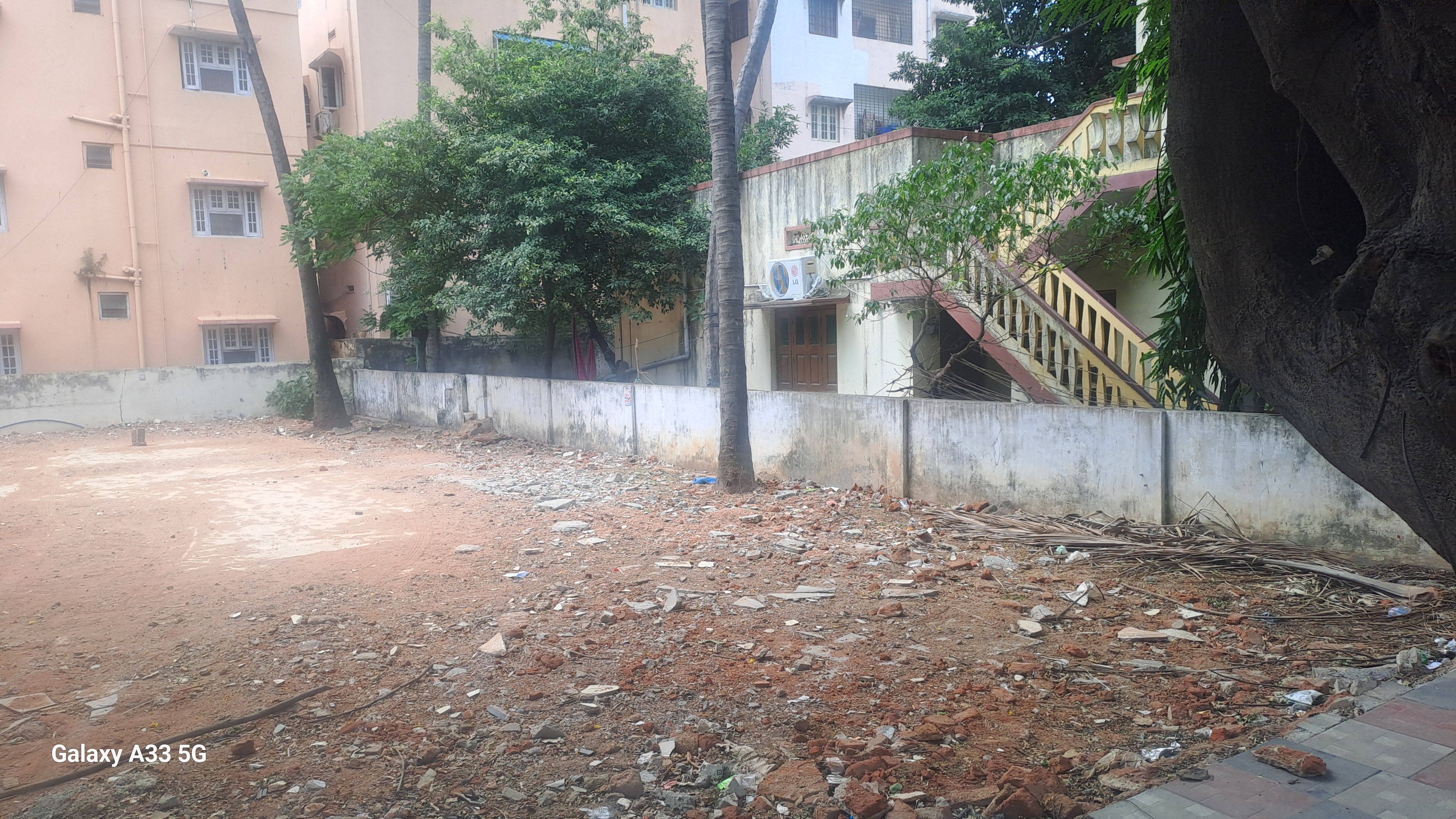 Plot For Sale in Golden Tulip Kondapur