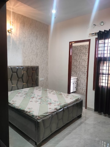 Bedroom in 4 BHK Apartment at Sector 50 – for Sale