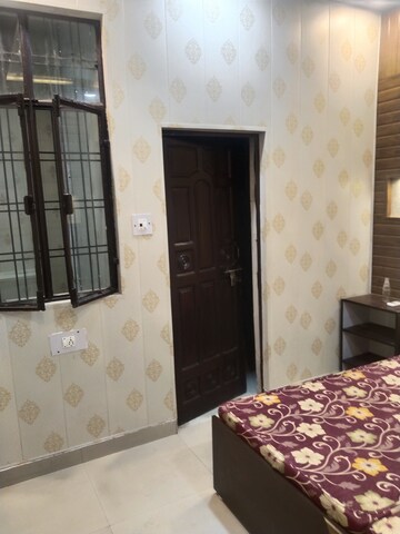 Bedroom in 1.5 BHK Builder Floor at Vikash Khand – for Rent