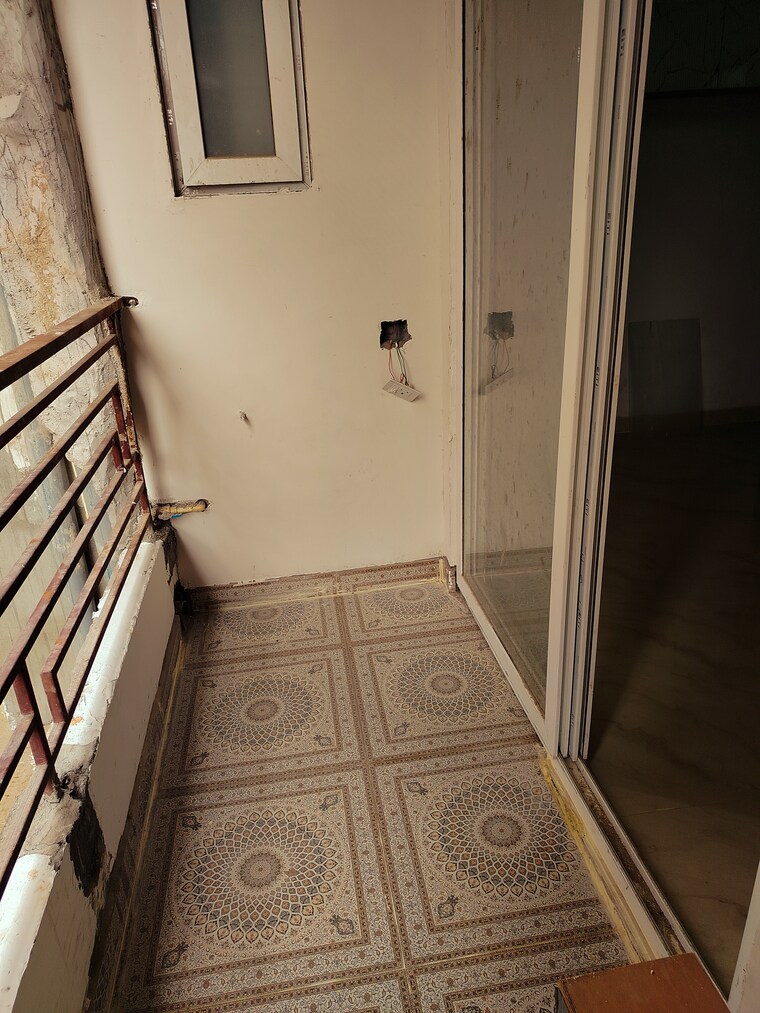 Balcony, bisrakh jalalpur 2.5 Bedroom 1150 Sq.Ft. Apartment In Bisrakh Jalalpur Greater Noida 8945067