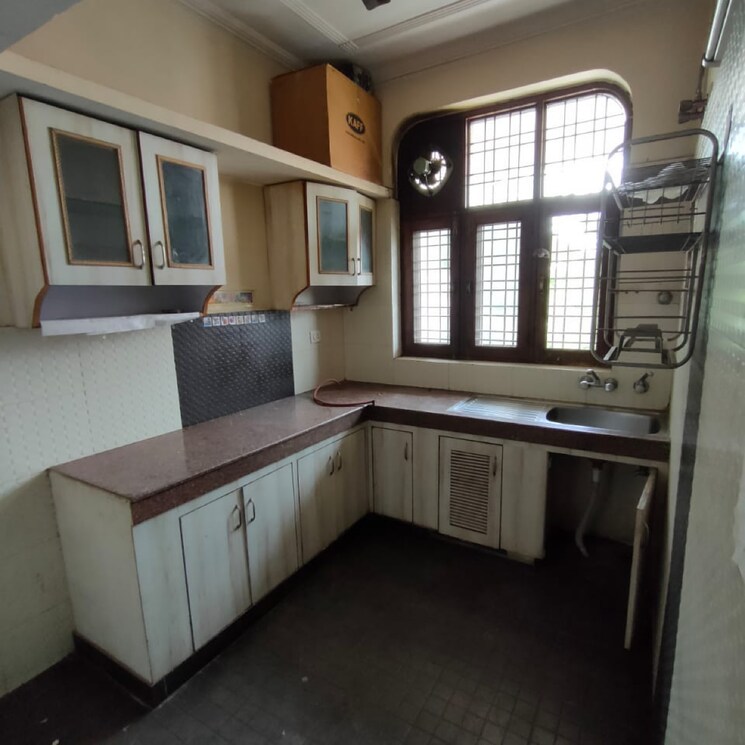 Kitchen, palam vihar 2 Bedroom 173 Sq.Yd. Builder Floor In Palam Vihar Gurgaon 8945066