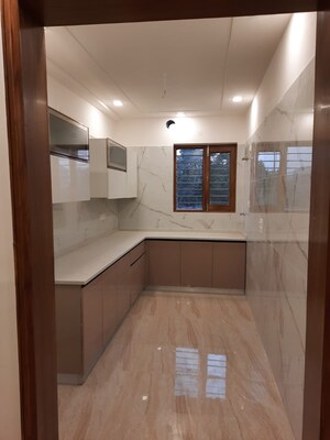 Kitchen in 3 BHK Builder Floor at RPS Palm Drive, Sector 88 – for Sale