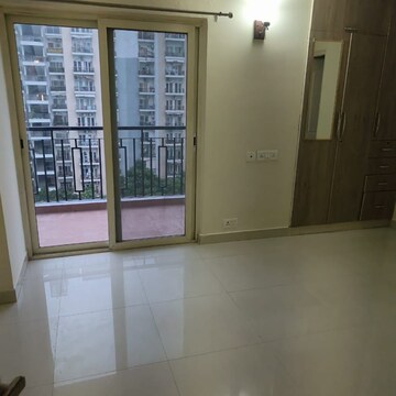 Room in 3 BHK Apartment at Maxblis White House, Sector 75 – for Rent