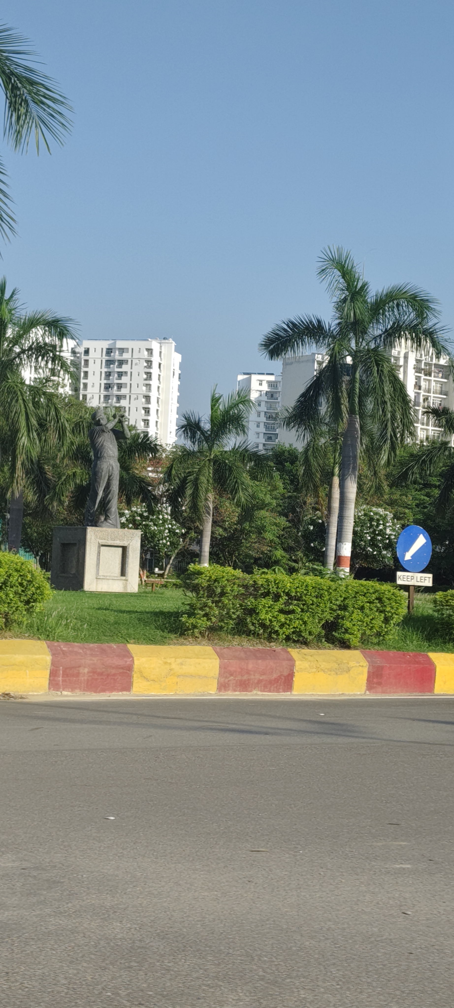 Plot For Sale in Ansal Sushant Golf city