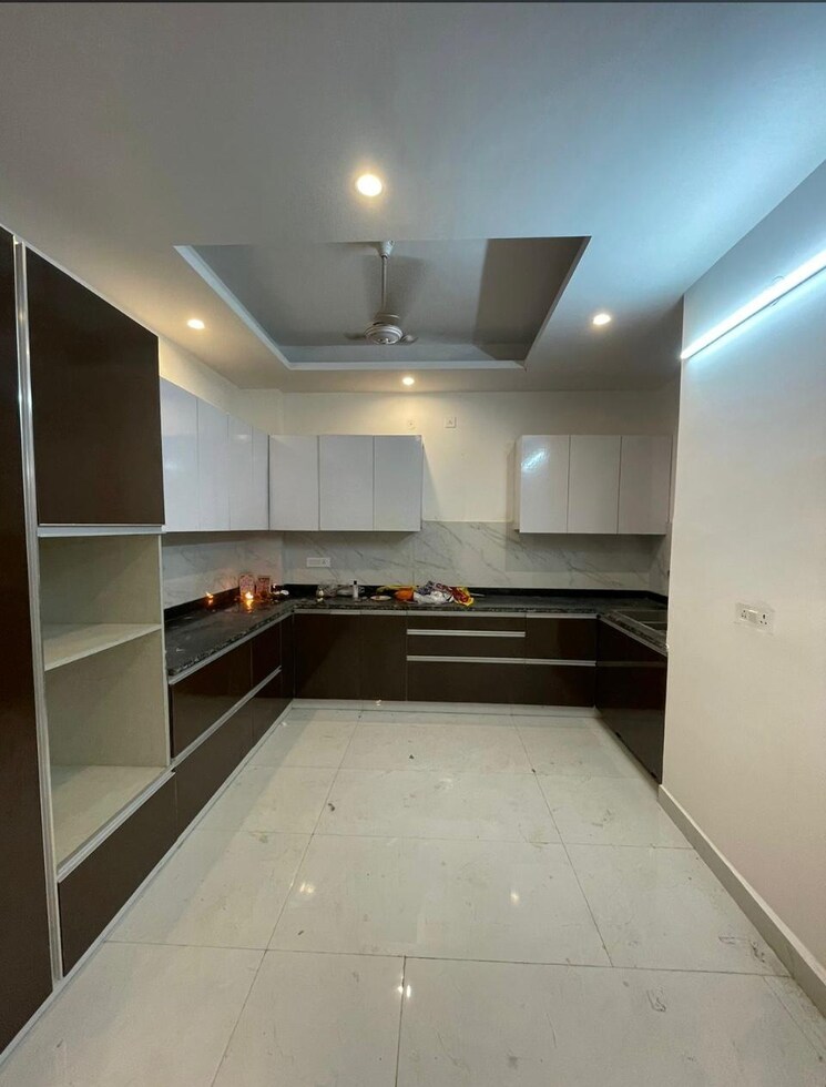 Kitchen, saket 4 Bedroom 1450 Sq.Ft. Apartment In Saket Delhi 8945130