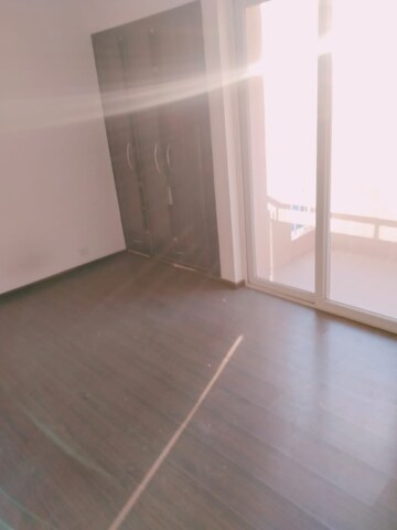 Room in 2 BHK Apartment at 3C Lotus Zing, Sector 168 – for Rent