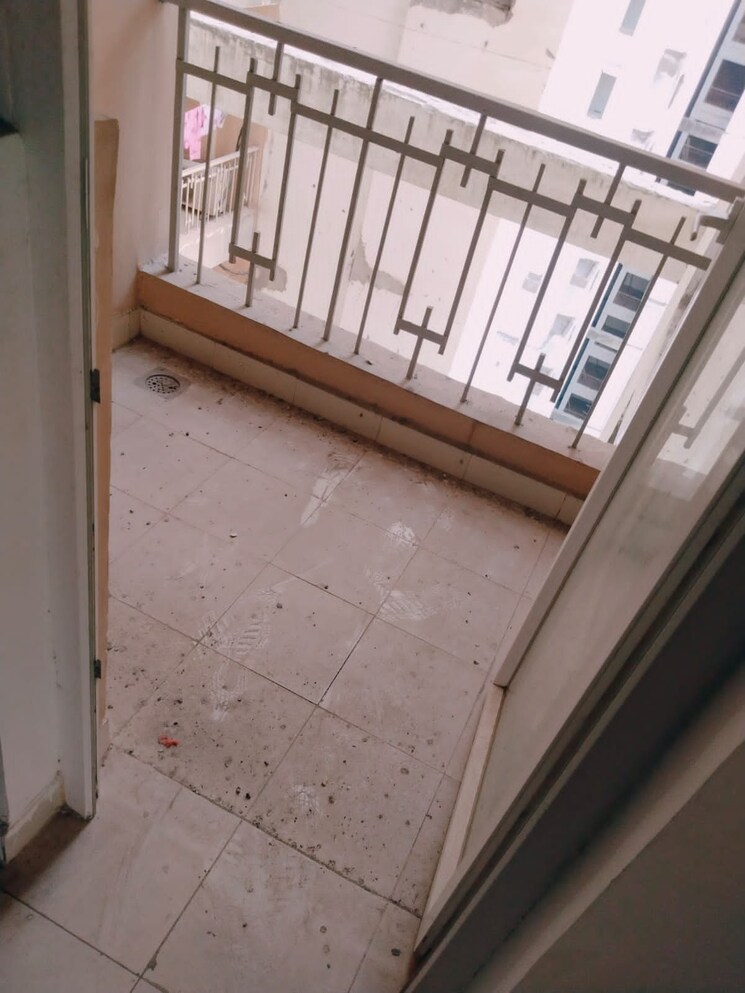 Balcony, 3c-lotus-zing 2 Bedroom 1200 Sq.Ft. Apartment In Sector 168 Noida 8945131