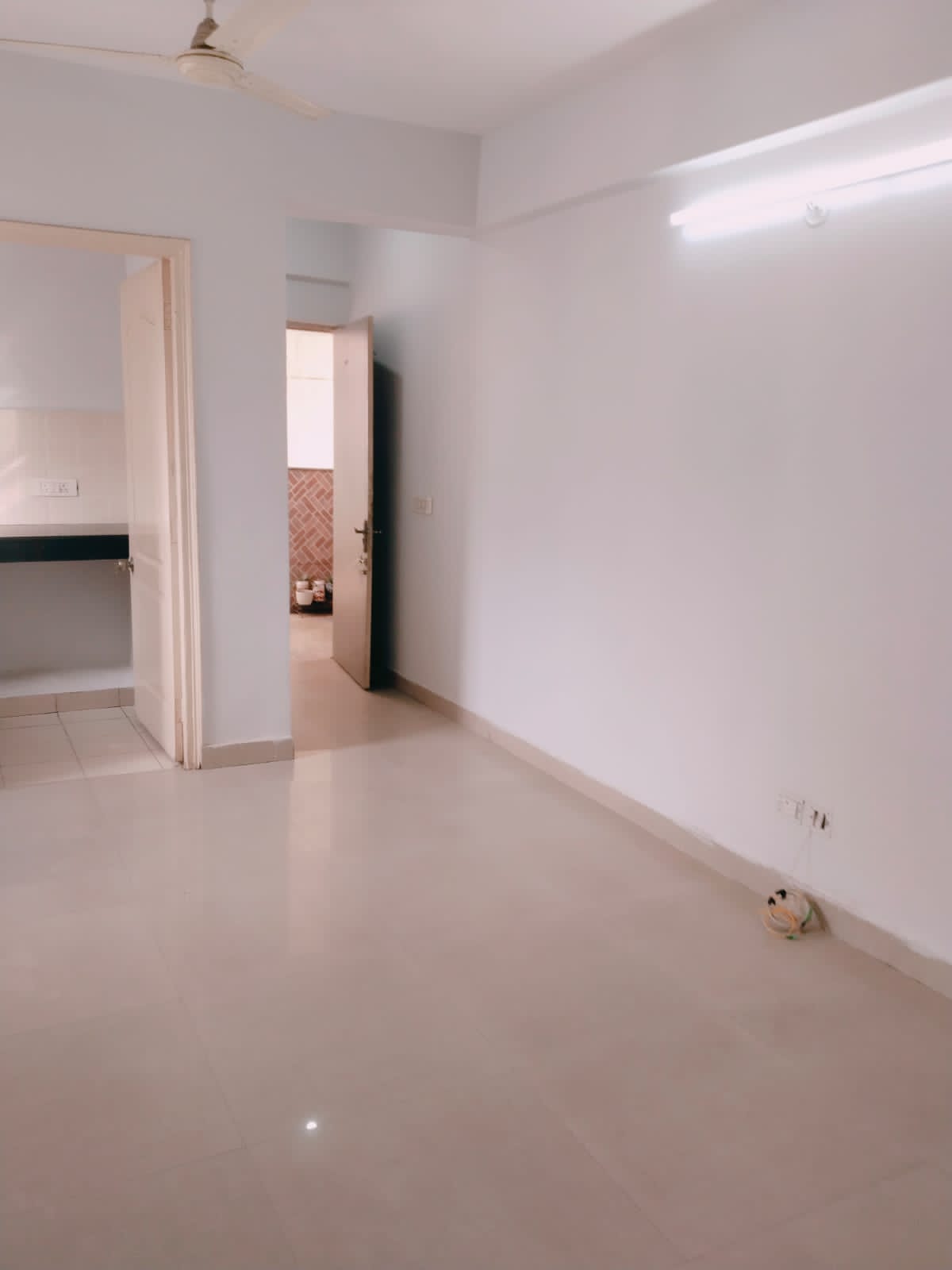 2 BHK 795 Sq.Ft. Apartment in Paras Seasons