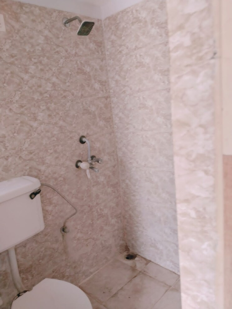 Bathroom, paras-seasons 2 Bedroom 795 Sq.Ft. Apartment In Sector 168 Noida 8945150