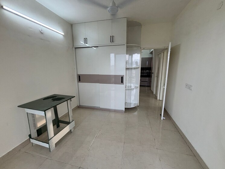 Bathroom, signature-global-prime 3 Bedroom 1300 Sq.Ft. Apartment In Sector 63a Gurgaon 8945182