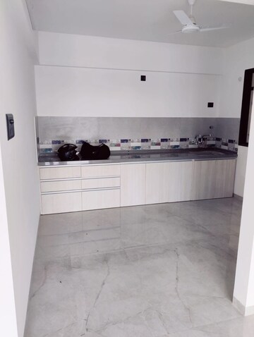 Kitchen in 3 BHK Apartment at Unique Youtopia, Kharadi – for Rent