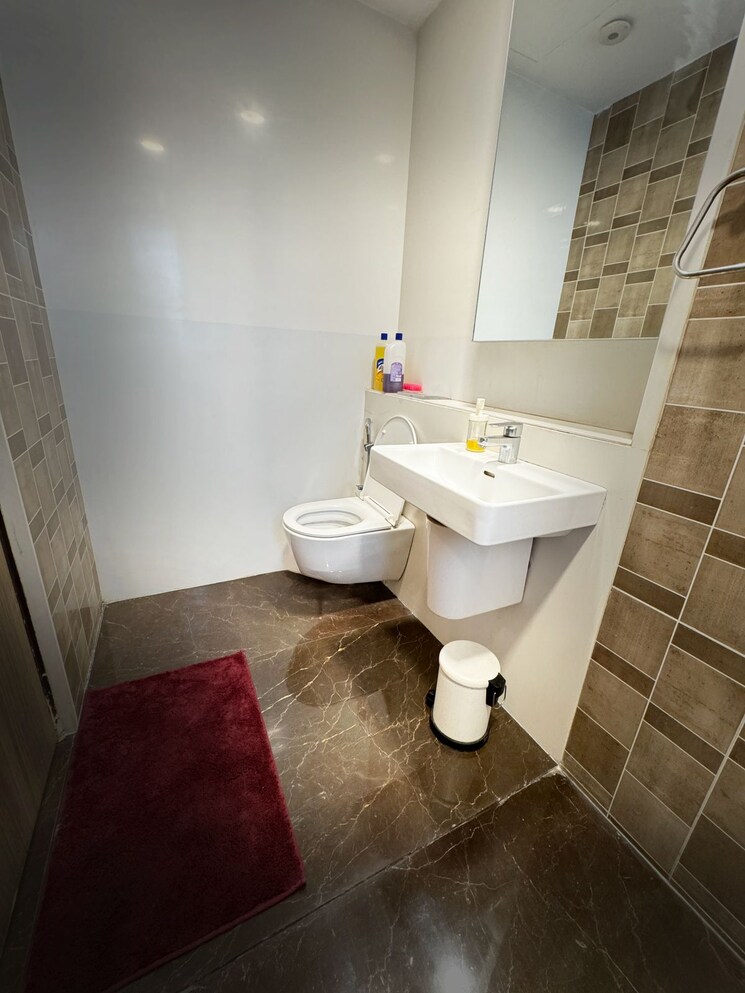 Bathroom, lodha-allura 2 Bedroom 701 Sq.Ft. Apartment In Worli Mumbai 8945175