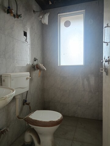 Bathroom in 1 BHK Apartment at Lotus Homz, Sector 111 – for Rent